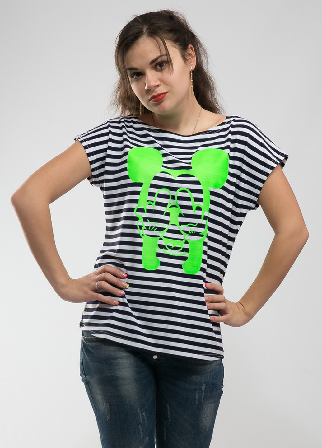 Салатовая летняя футболка Modna Anka
