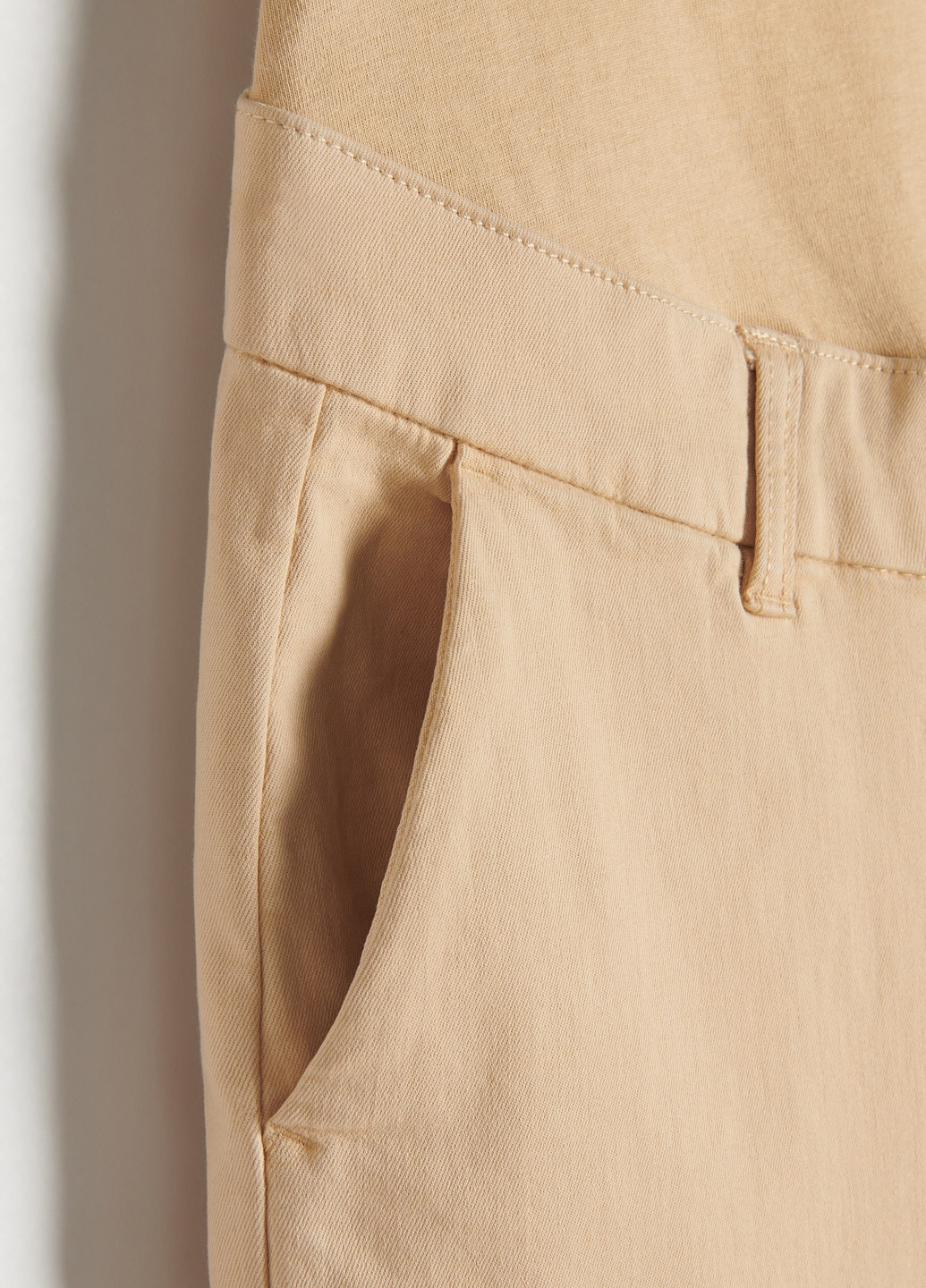 Бежевые кэжуал летние зауженные, укороченные брюки Reserved