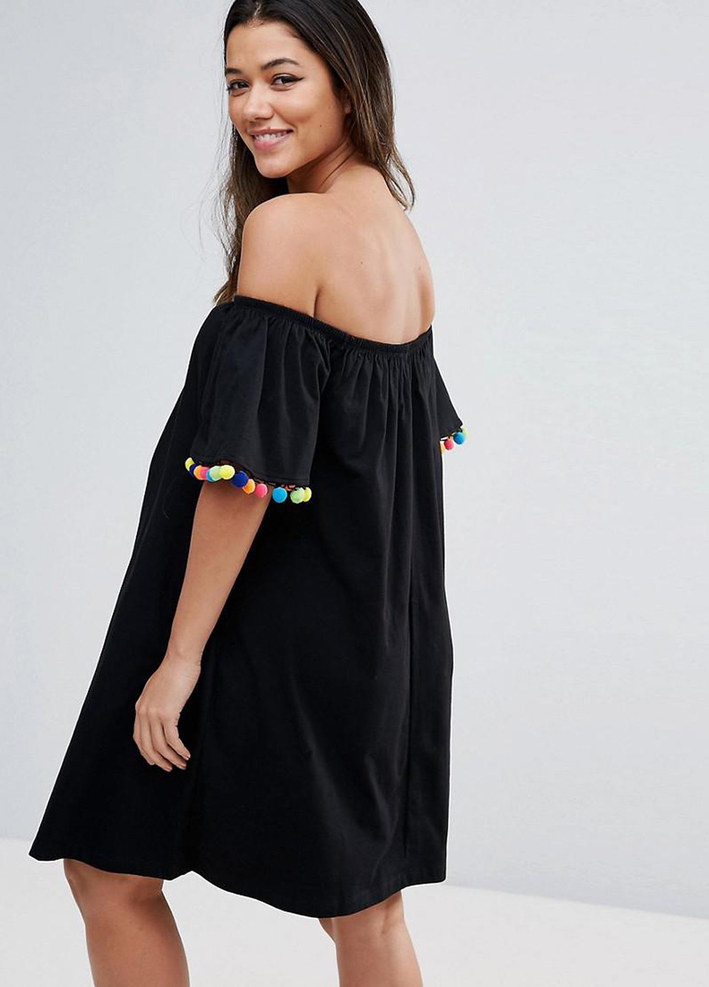 Черное кэжуал платье с открытыми плечами No Brand однотонное