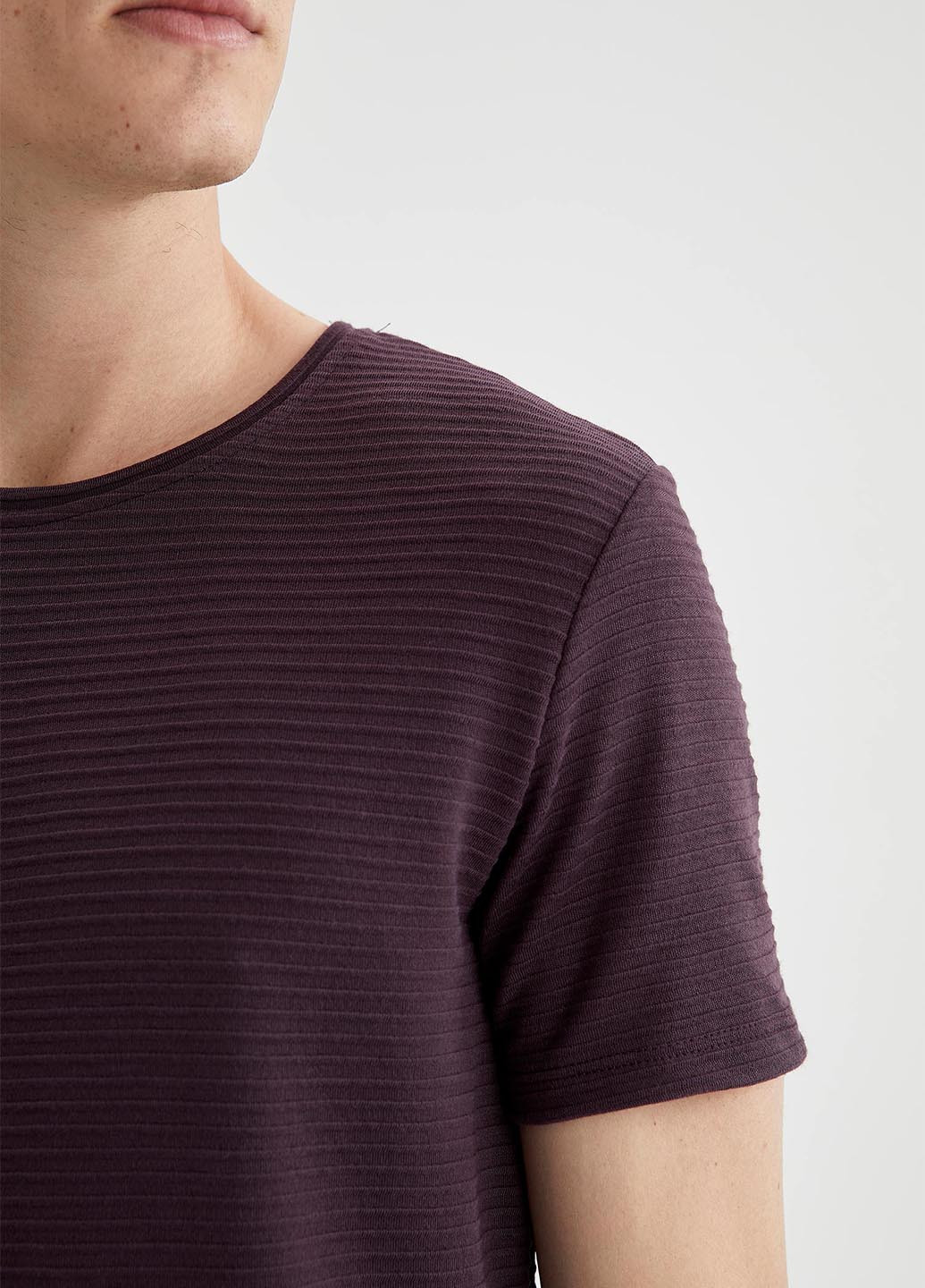 Темно-фиолетовая летняя футболка DeFacto