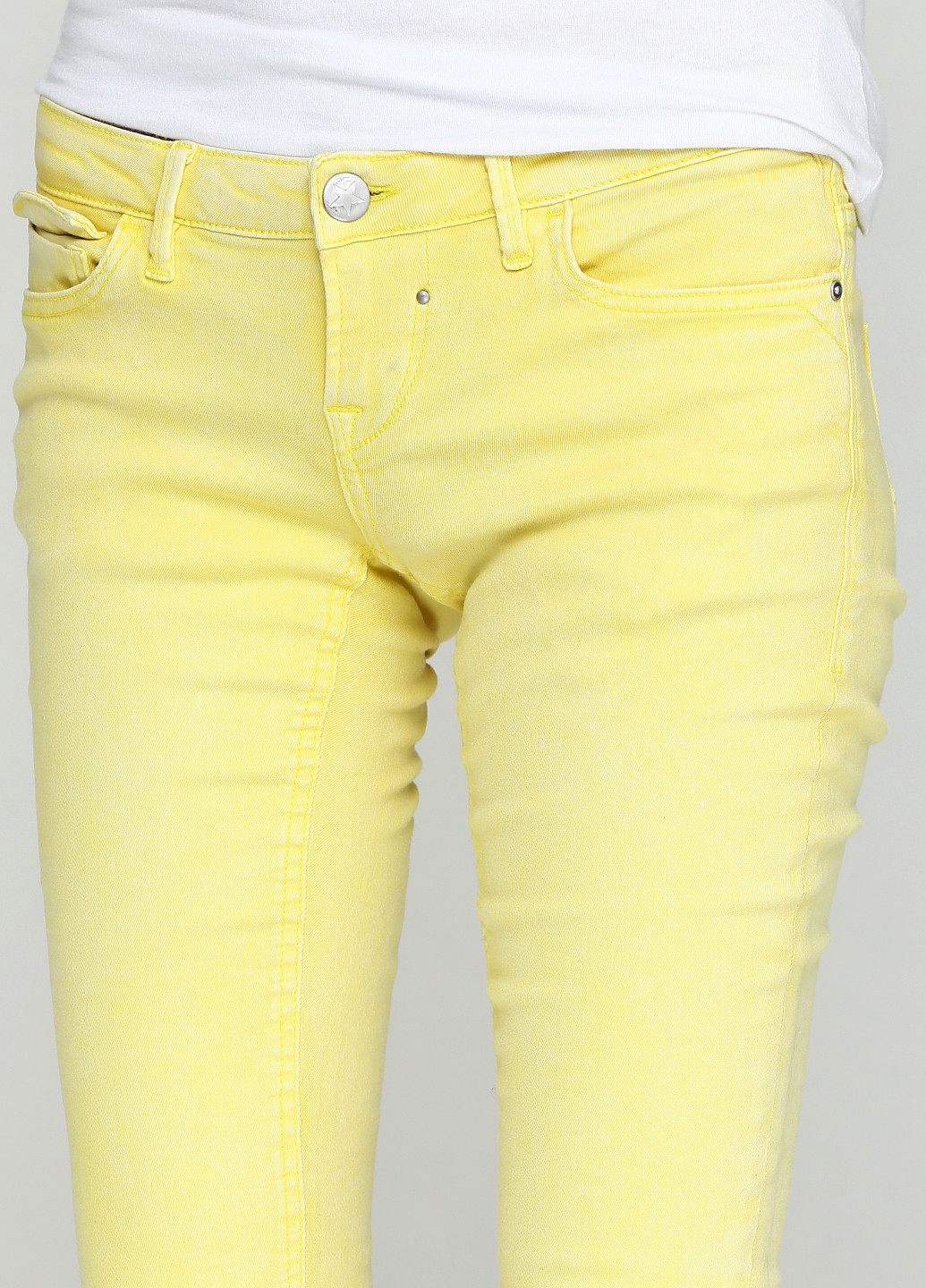 Желтые демисезонные зауженные джинсы Blend She