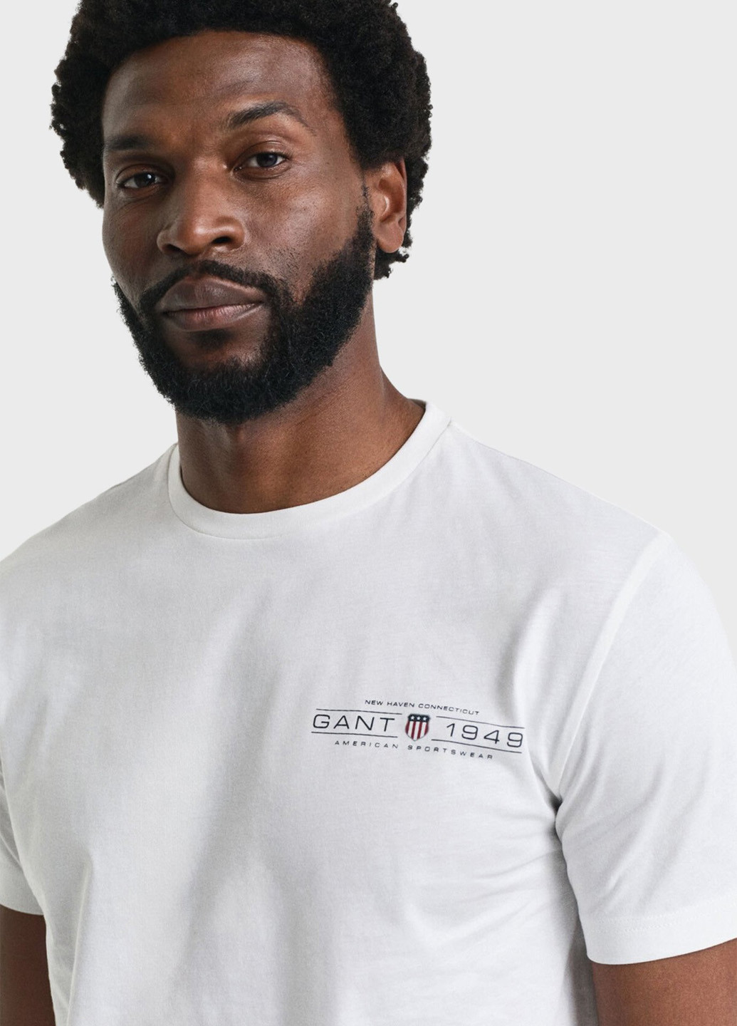 Белая футболка Gant