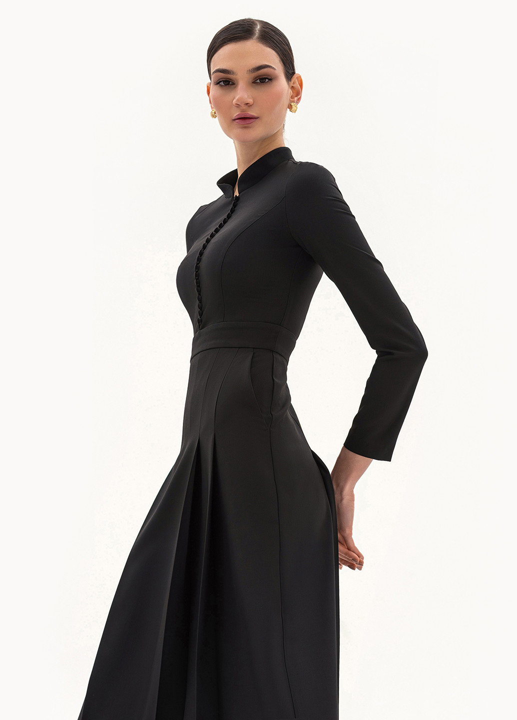 Чорна кежуал сукня силуетна BGL однотонна