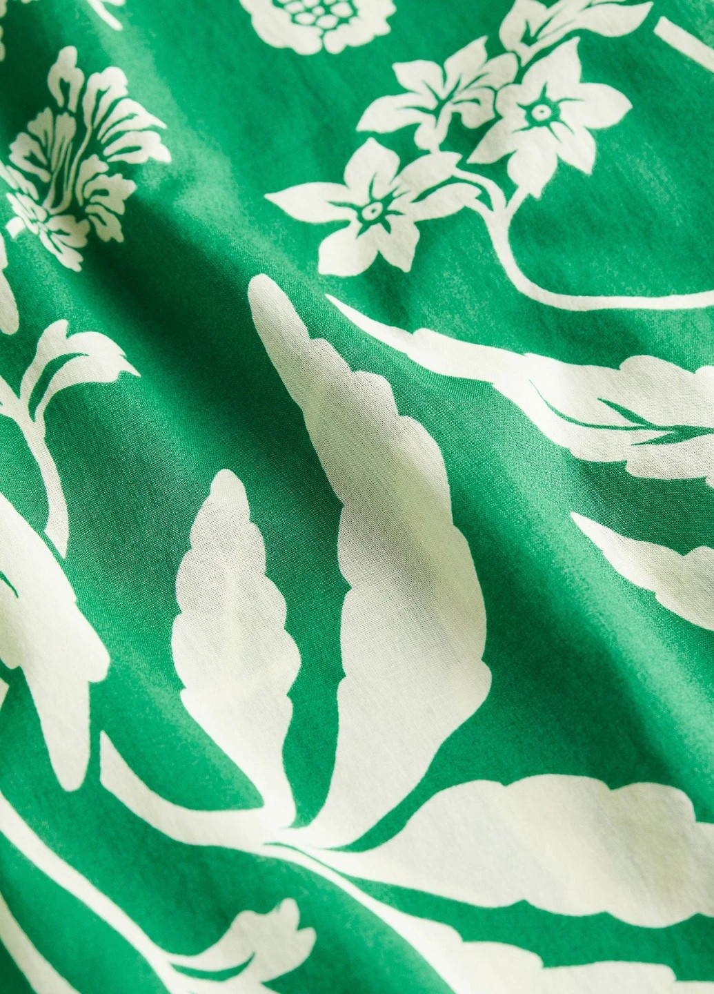 Зеленое кэжуал платье H&M с цветочным принтом