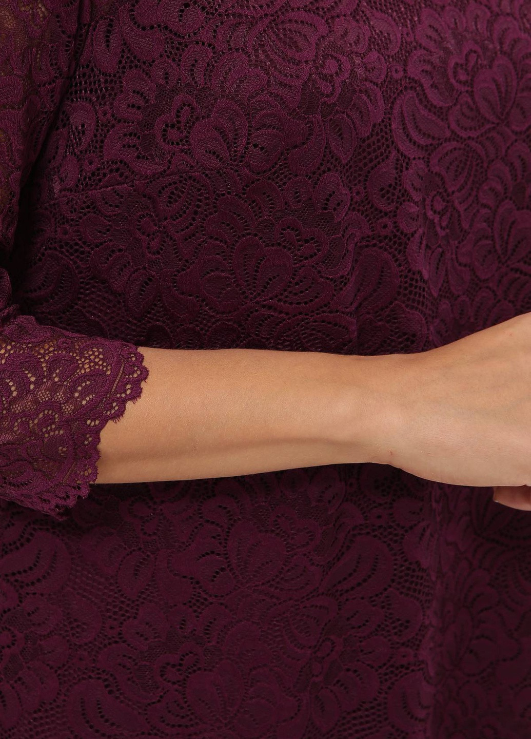 Темно-фиолетовое кэжуал прямое гипюровое платье стелла темно-сиреневое Tatiana однотонное
