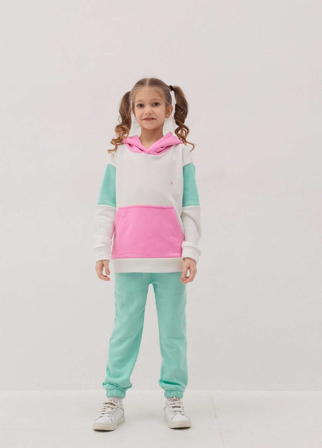 Молочний демісезонний дитячий спортивний повсякденний костюм beauty Kindamor весна-осень 2022