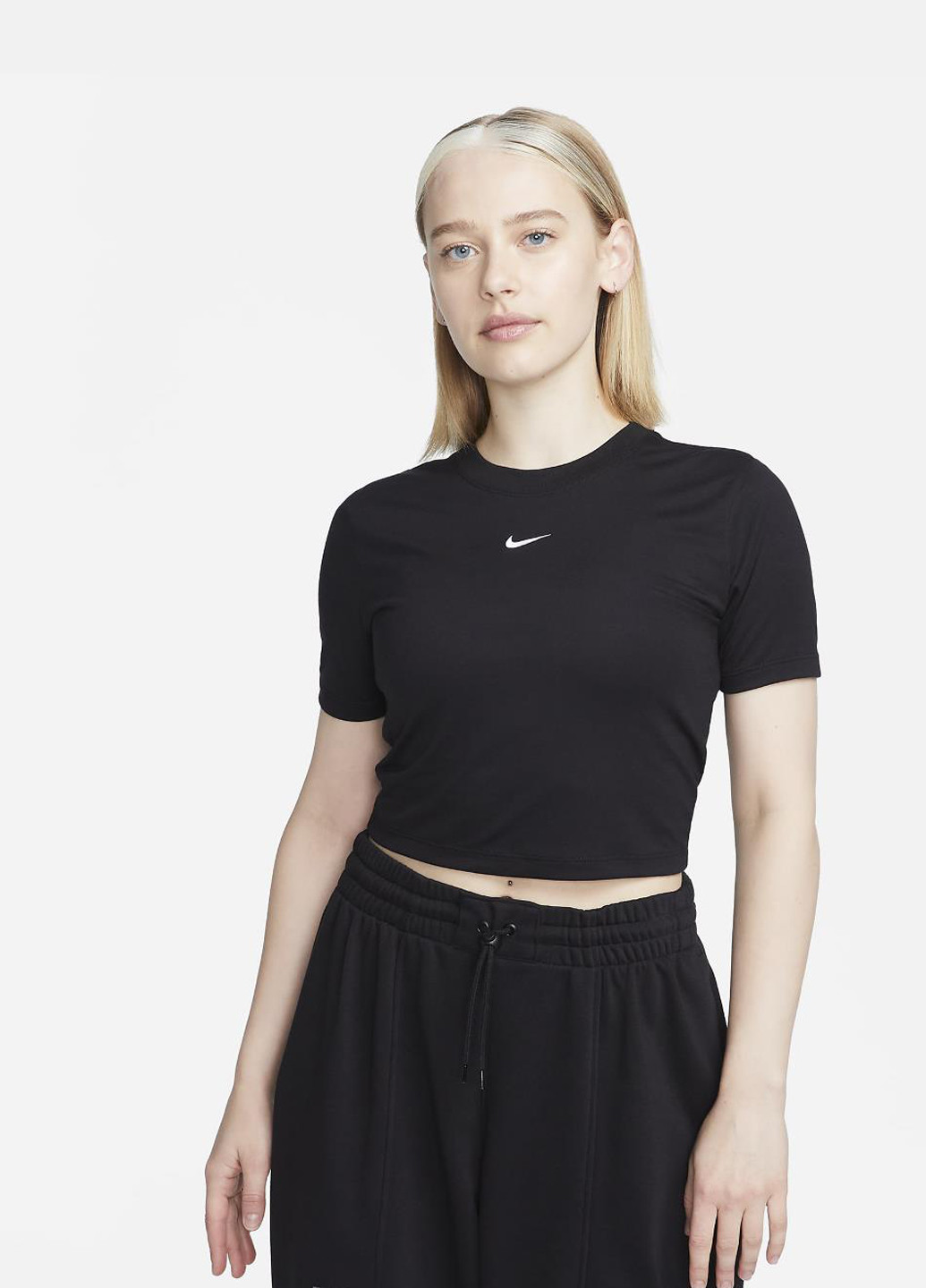 Топ FB2873-010 Nike Sportswear Essential Slim-Fit Crop T-Shirt (321302708)