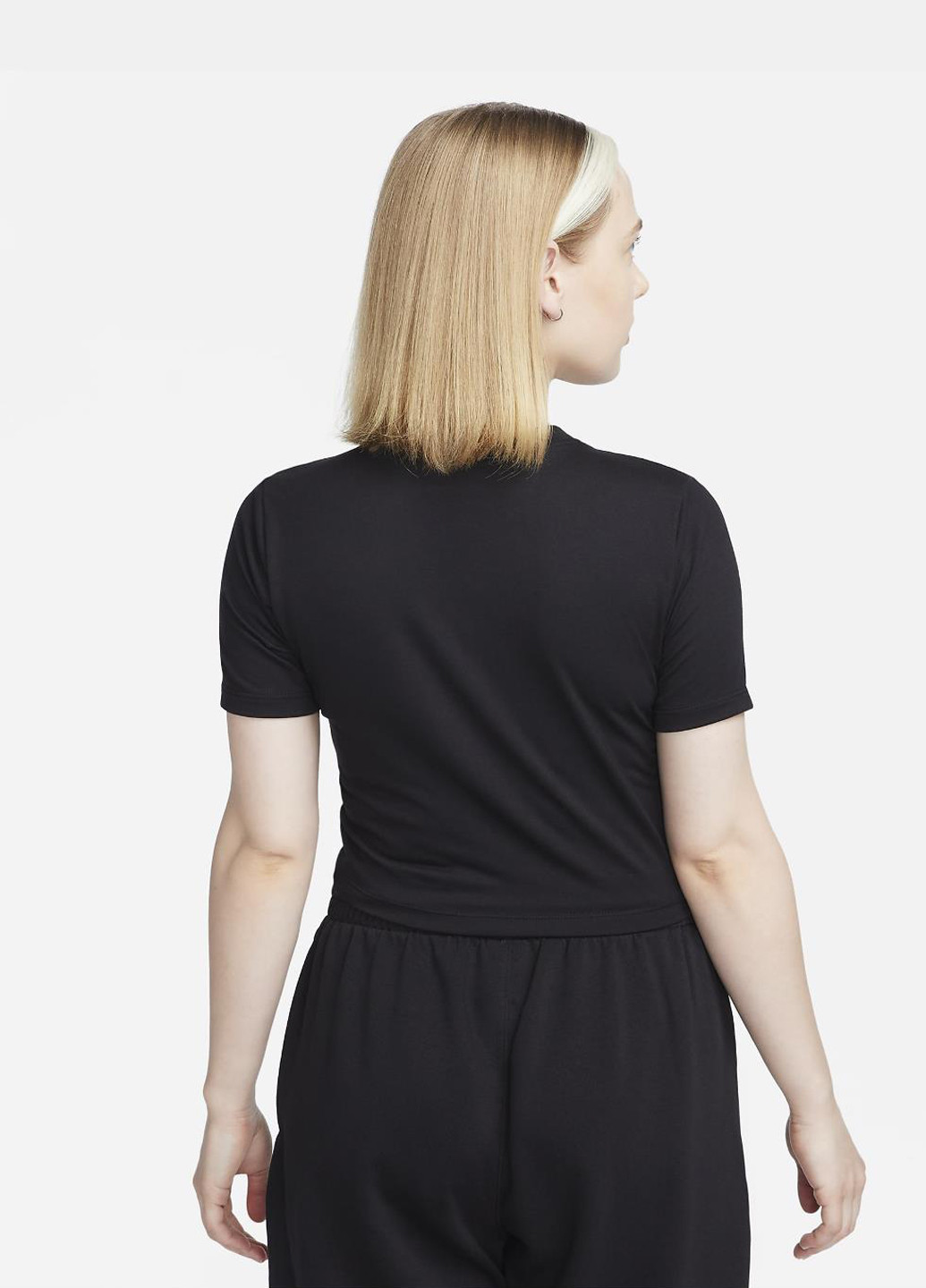 Топ FB2873-010 Nike Sportswear Essential Slim-Fit Crop T-Shirt (321302708)