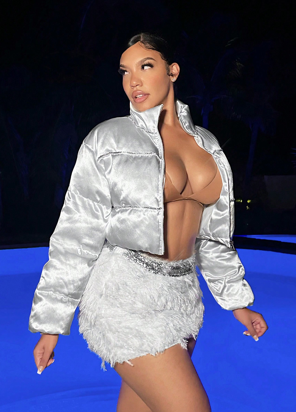 Світло-сіра демісезонна куртка SHEIN