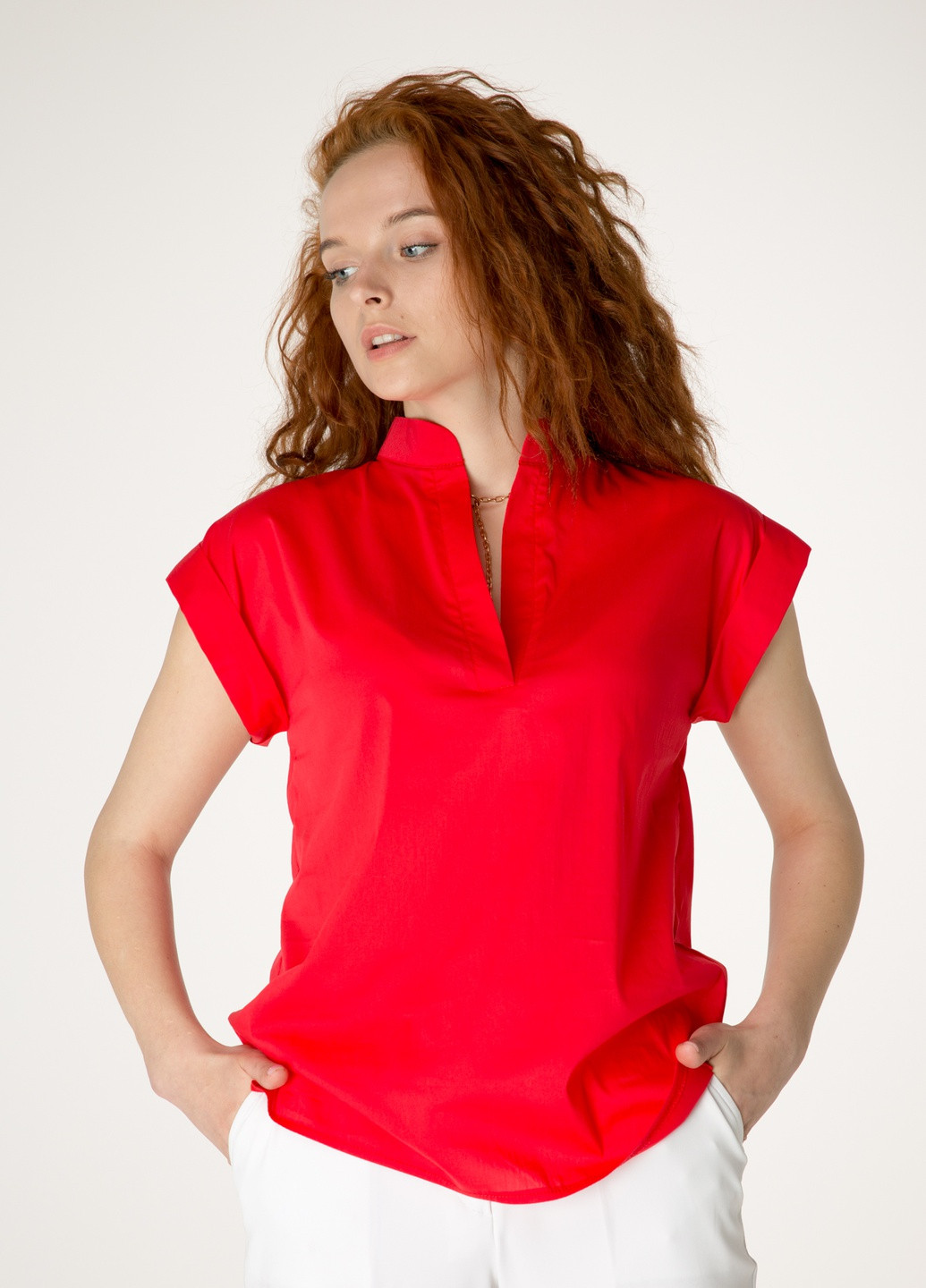 Красная летняя женская блуза со спущенной линией плеча INNOE блуза зі спущеною лінією плеча