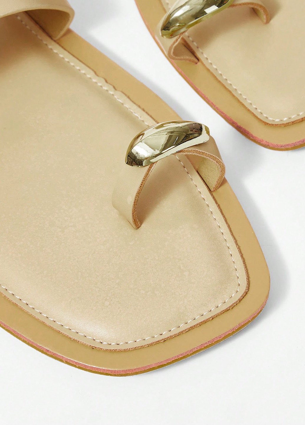 Светло-бежевые кэжуал вьетнамки SHEIN