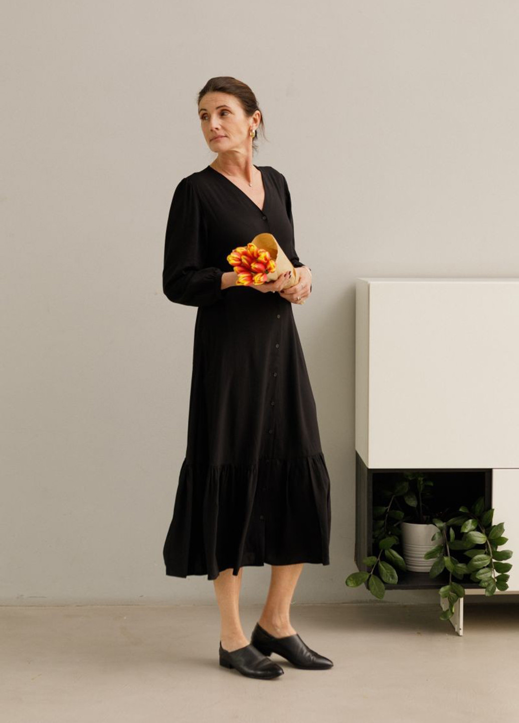 Черное кэжуал платье а-силуэт Uniqlo однотонное