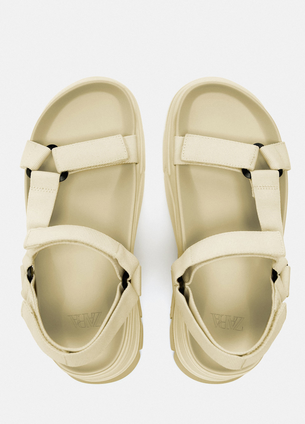 Молочные босоножки Zara на липучке