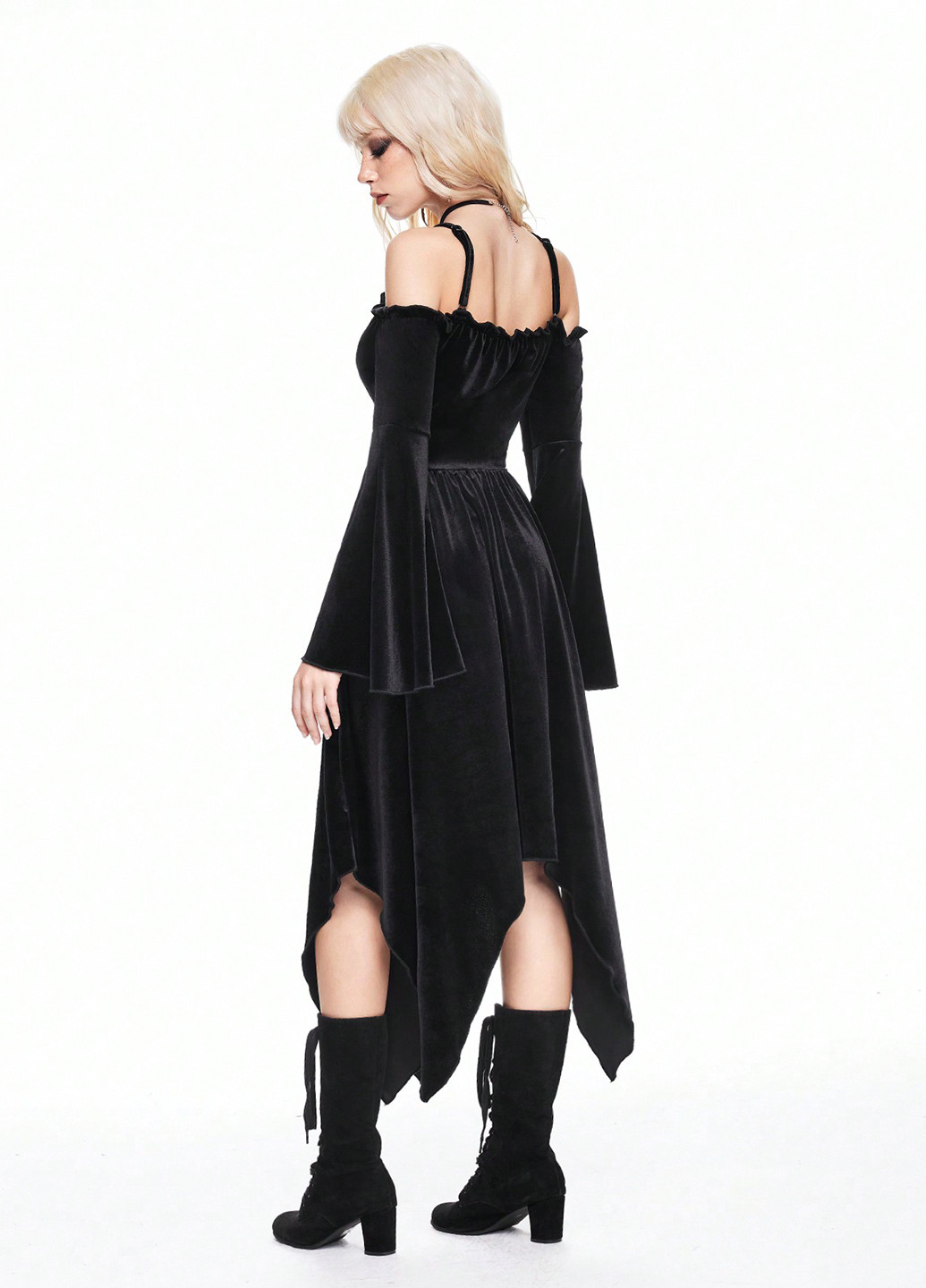 Черное кэжуал платье клеш, с открытыми плечами SHEIN однотонное