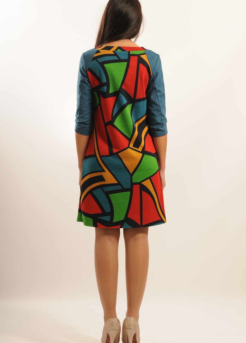 Комбинированное кэжуал платье африка-софт пл 18.2-85/16 геометрия Ри Мари однотонное