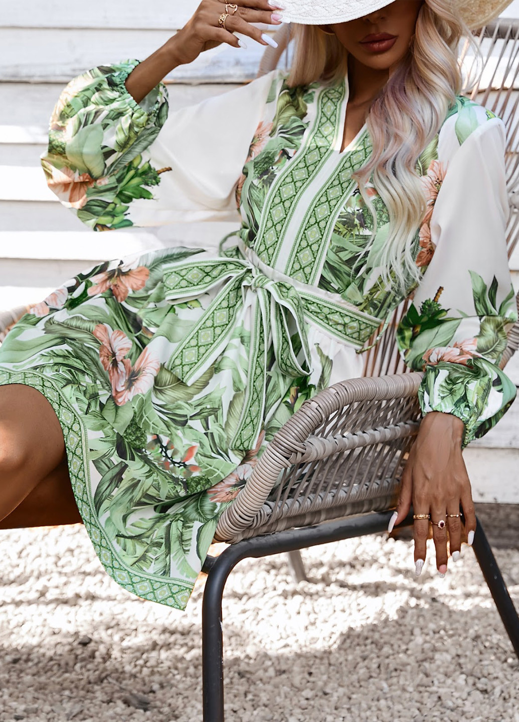 Белое кэжуал платье рубашка SHEIN с рисунком