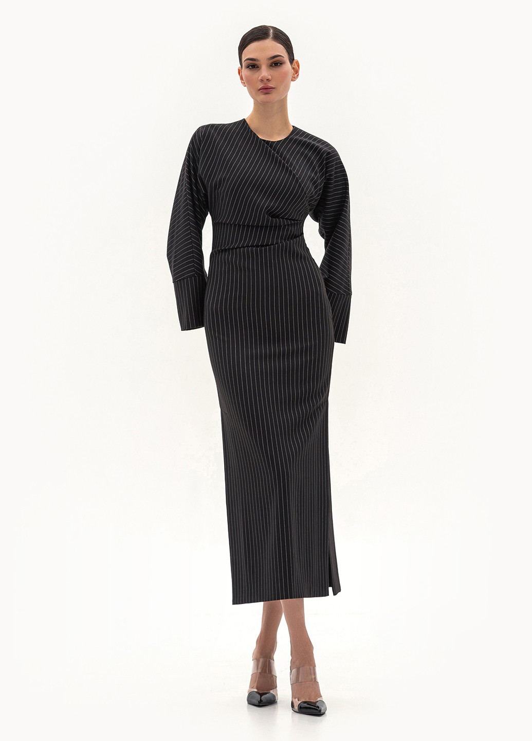 Чорна кежуал сукня силуетна BGL однотонна