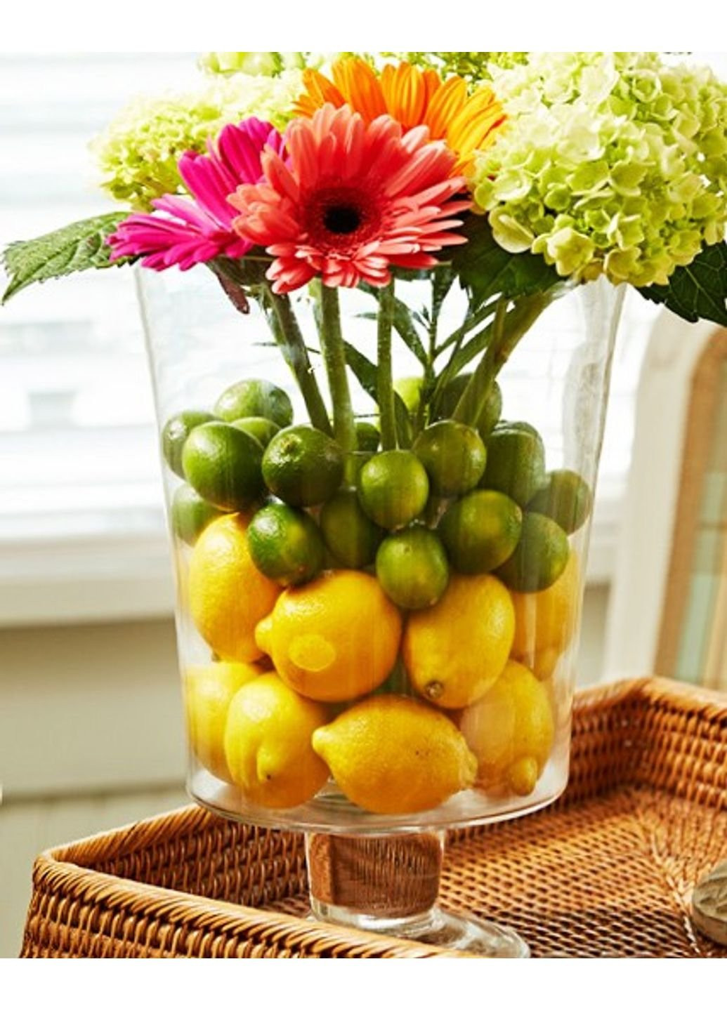 Ваза стеклянная Candy Bar MZ-D-047 24х36 см Mazhura (253868363)