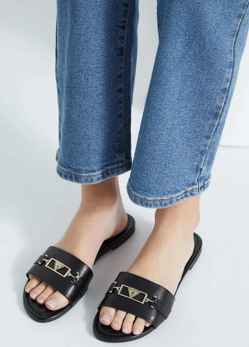 Шльопанці Guess (295457525)