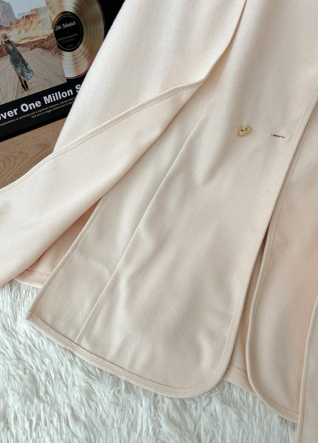 Кремовое демисезонное Пальто кейп SHEIN