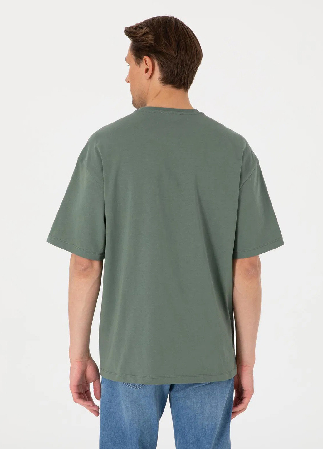 Хаки (оливковая) футболка Pierre Cardin