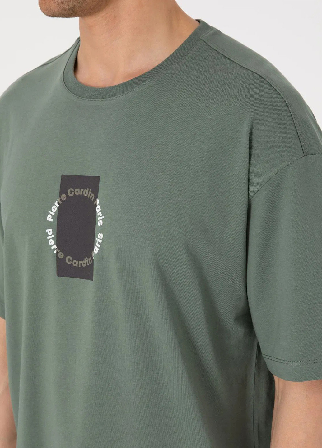 Хаки (оливковая) футболка Pierre Cardin