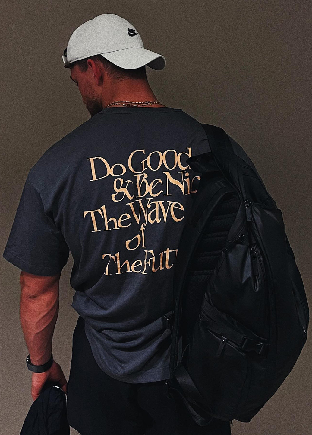 Темно-серая футболка H&M