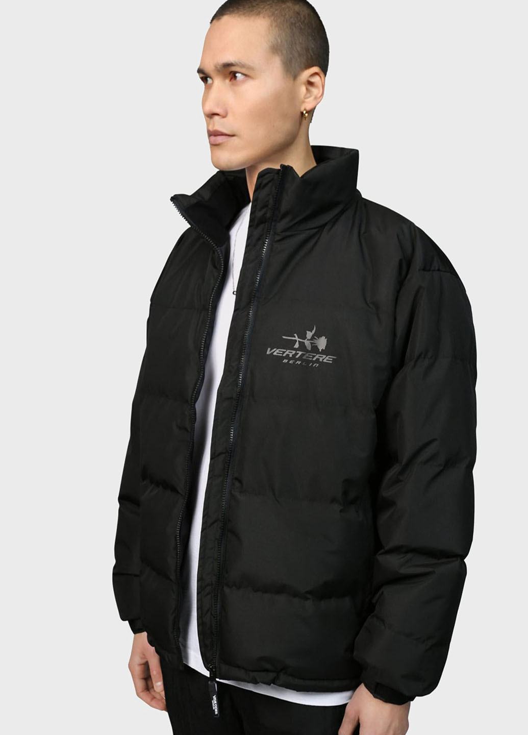 Черная зимняя куртка Vertere Berlin