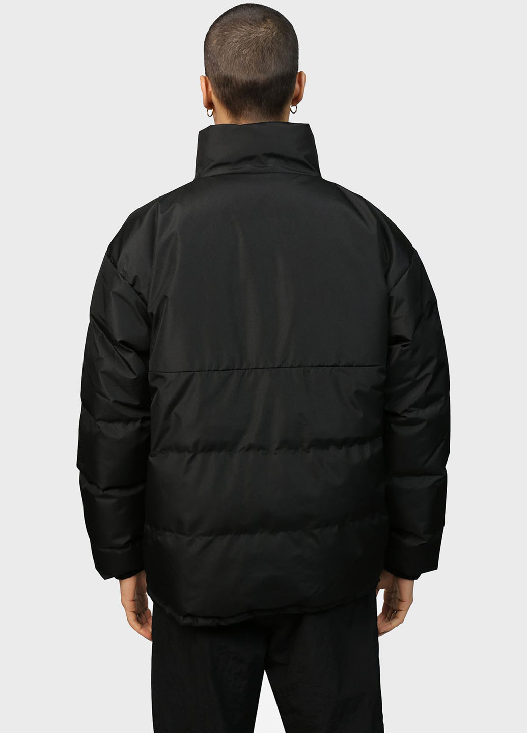 Черная зимняя куртка Vertere Berlin