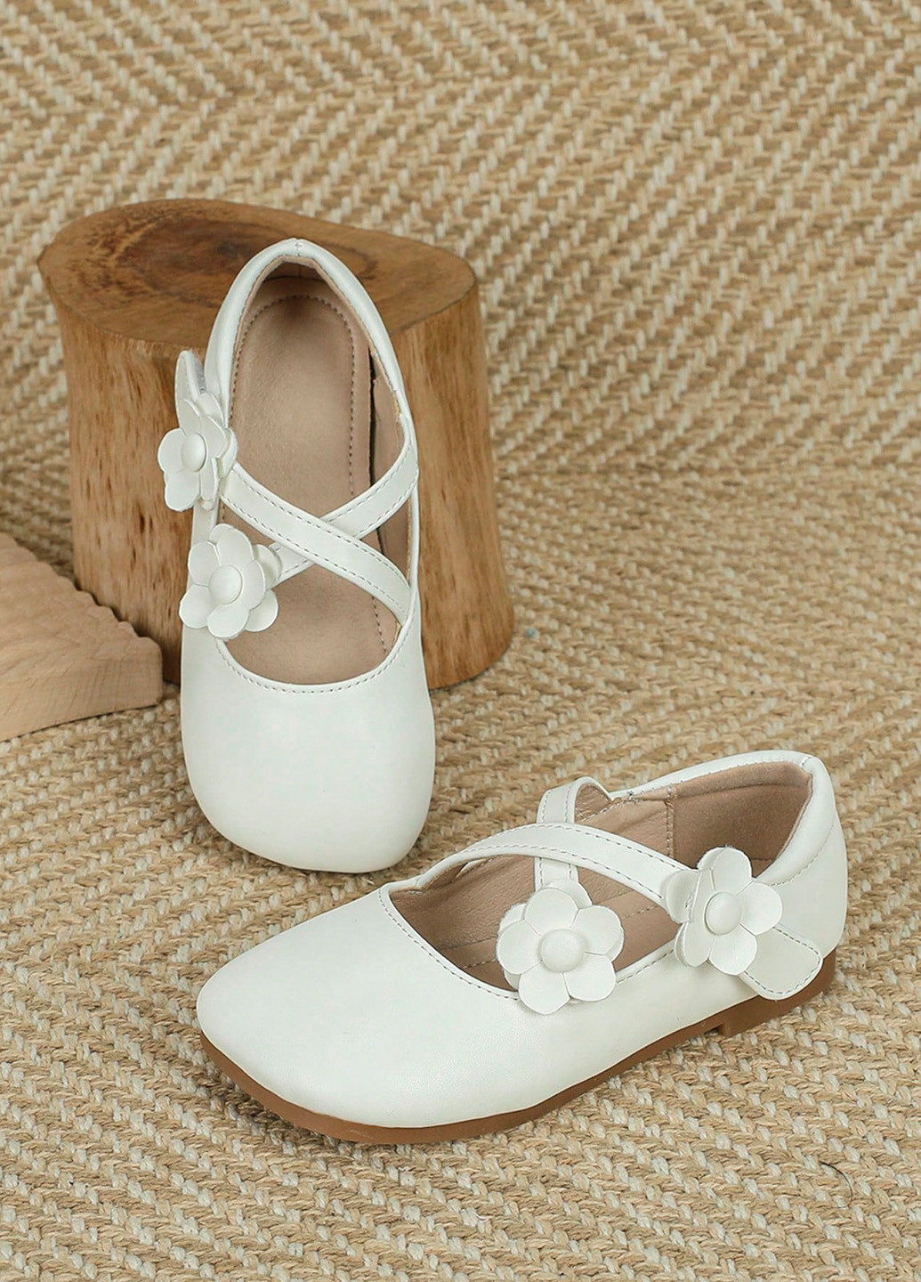 Балетки SHEIN с аппликацией (342722076)