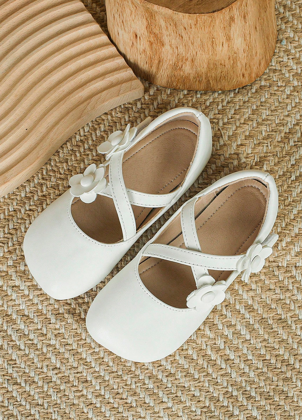 Балетки SHEIN с аппликацией (342722076)