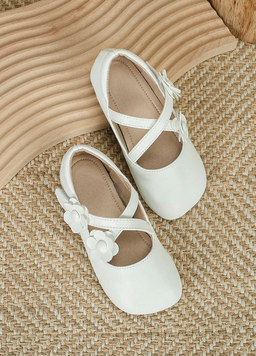 Балетки SHEIN с аппликацией (342722076)