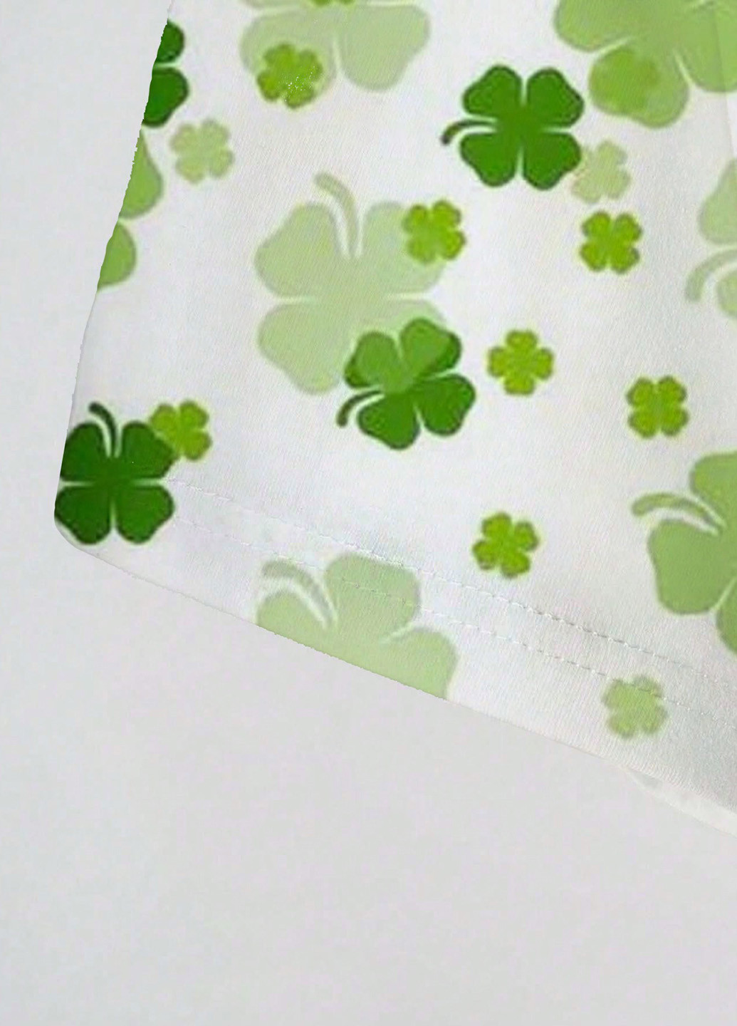 Белая футболка SHEIN