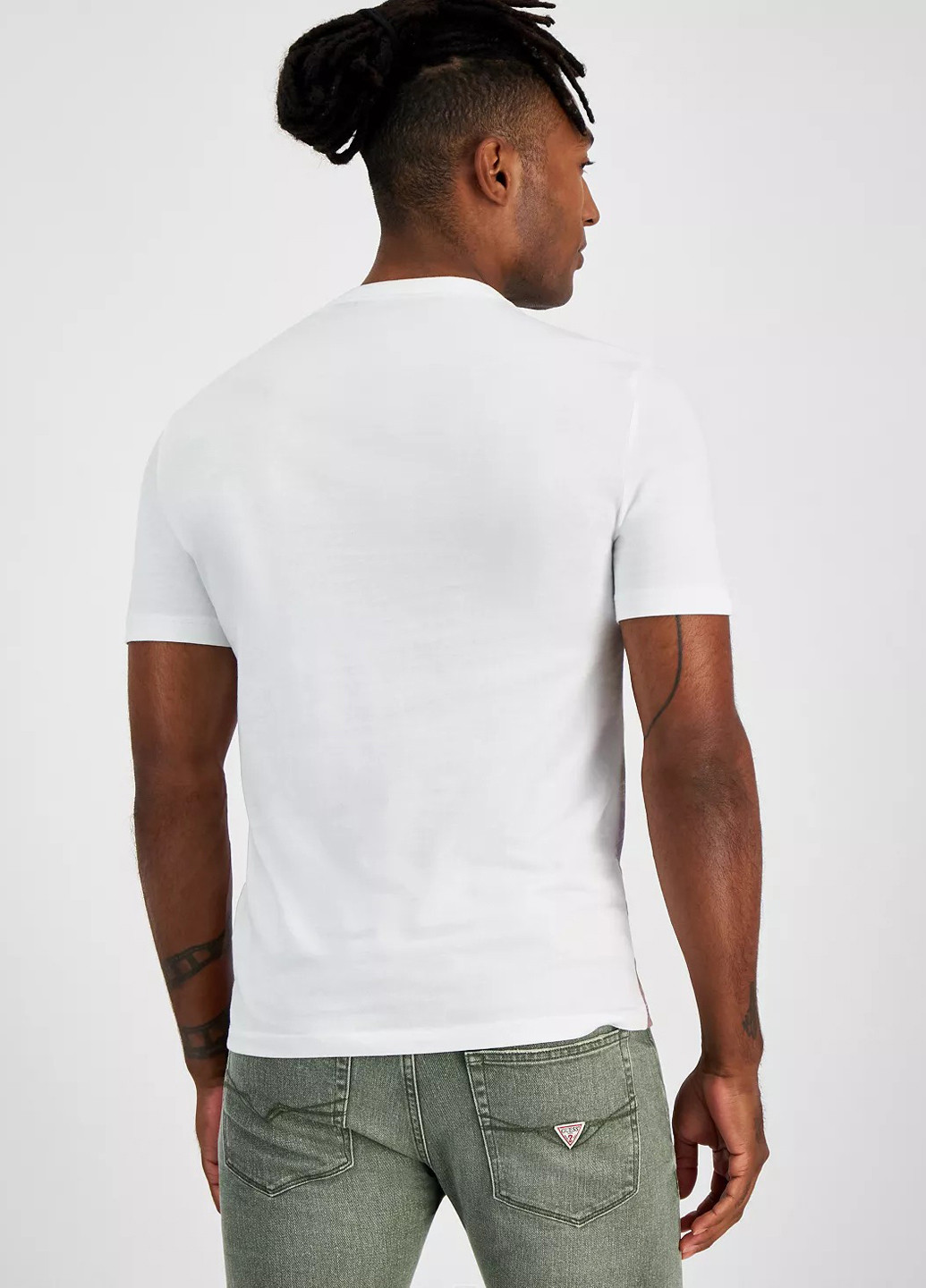 Белая футболка Guess