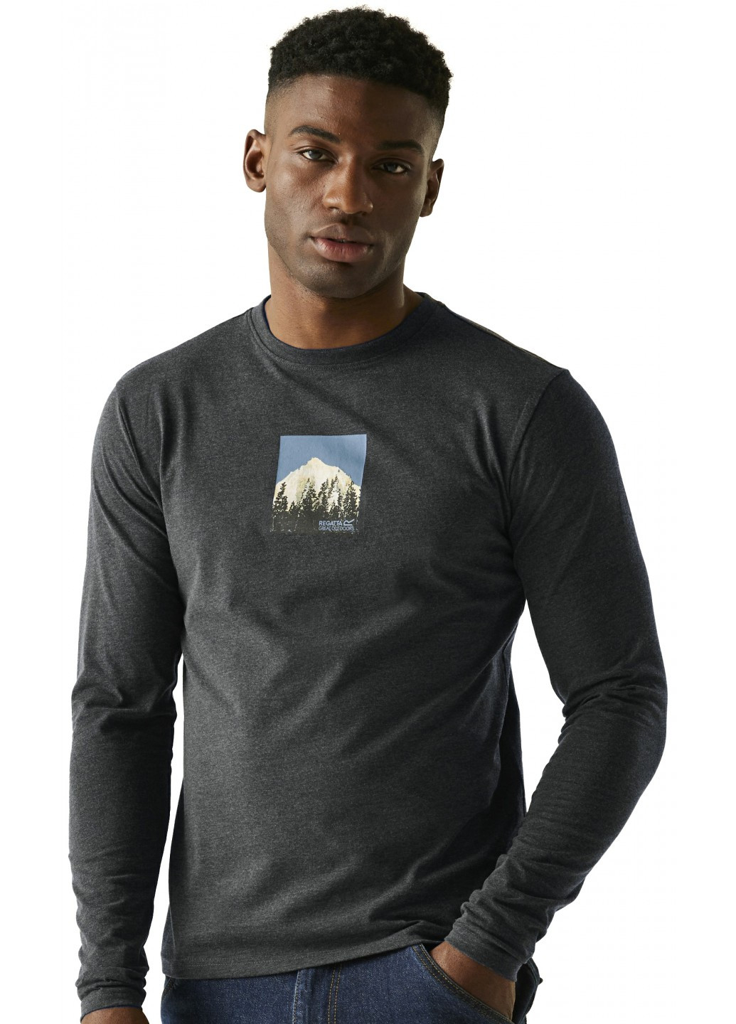 Черный демисезонный спортивный лонгслив Regatta с рисунком