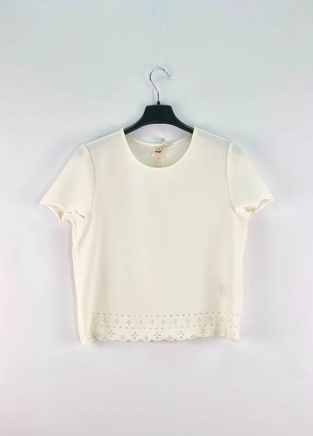 Белая однотонная блузка H&M летняя