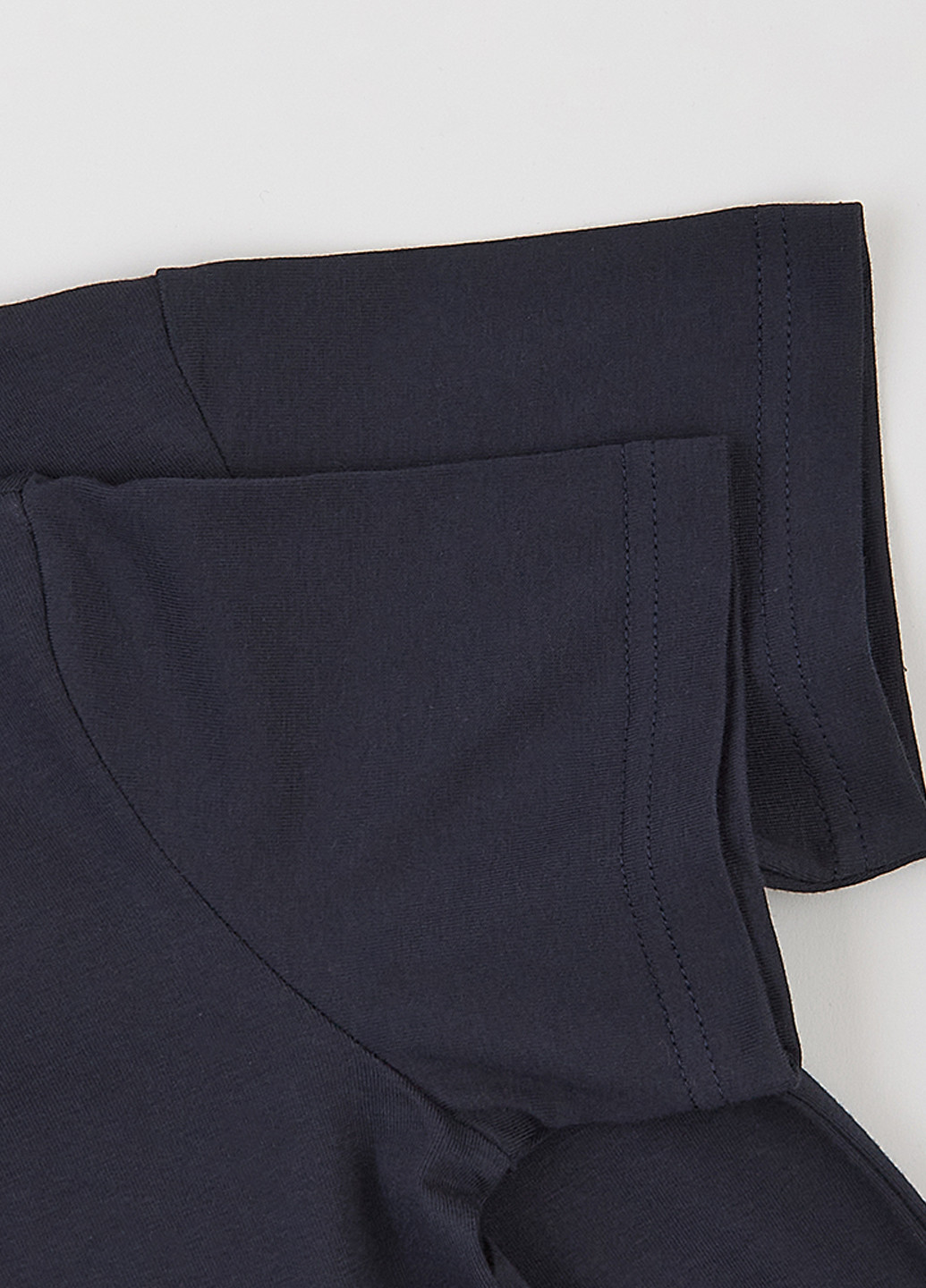 Черная летняя футболка Garnamama