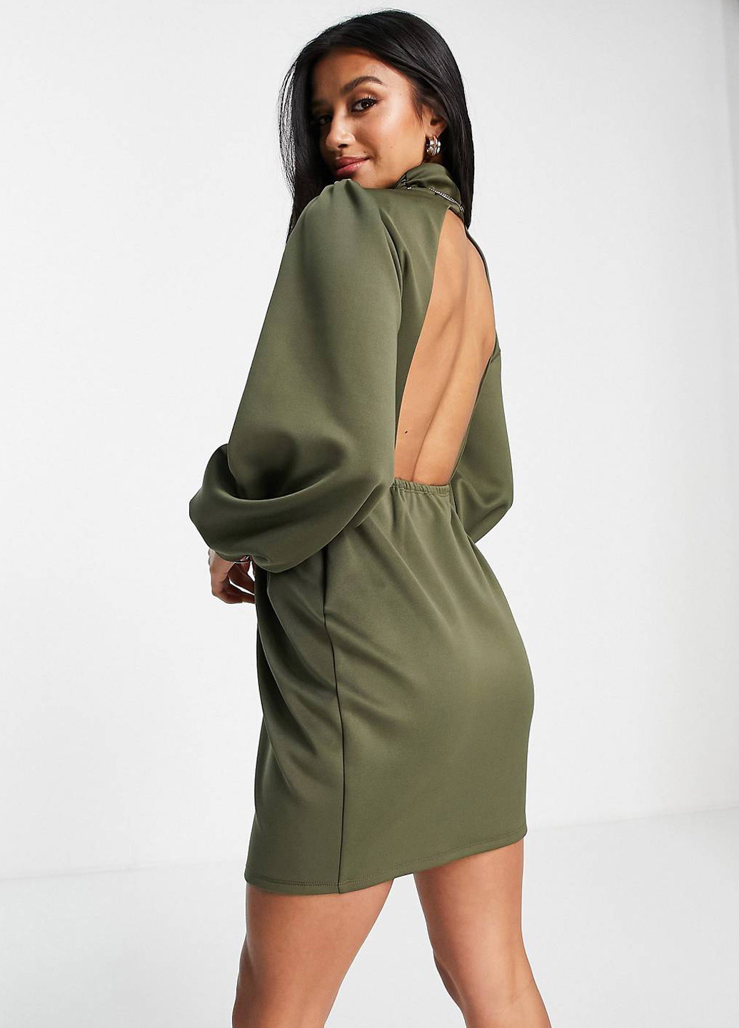 Оливковое кэжуал платье с открытой спиной Asos однотонное