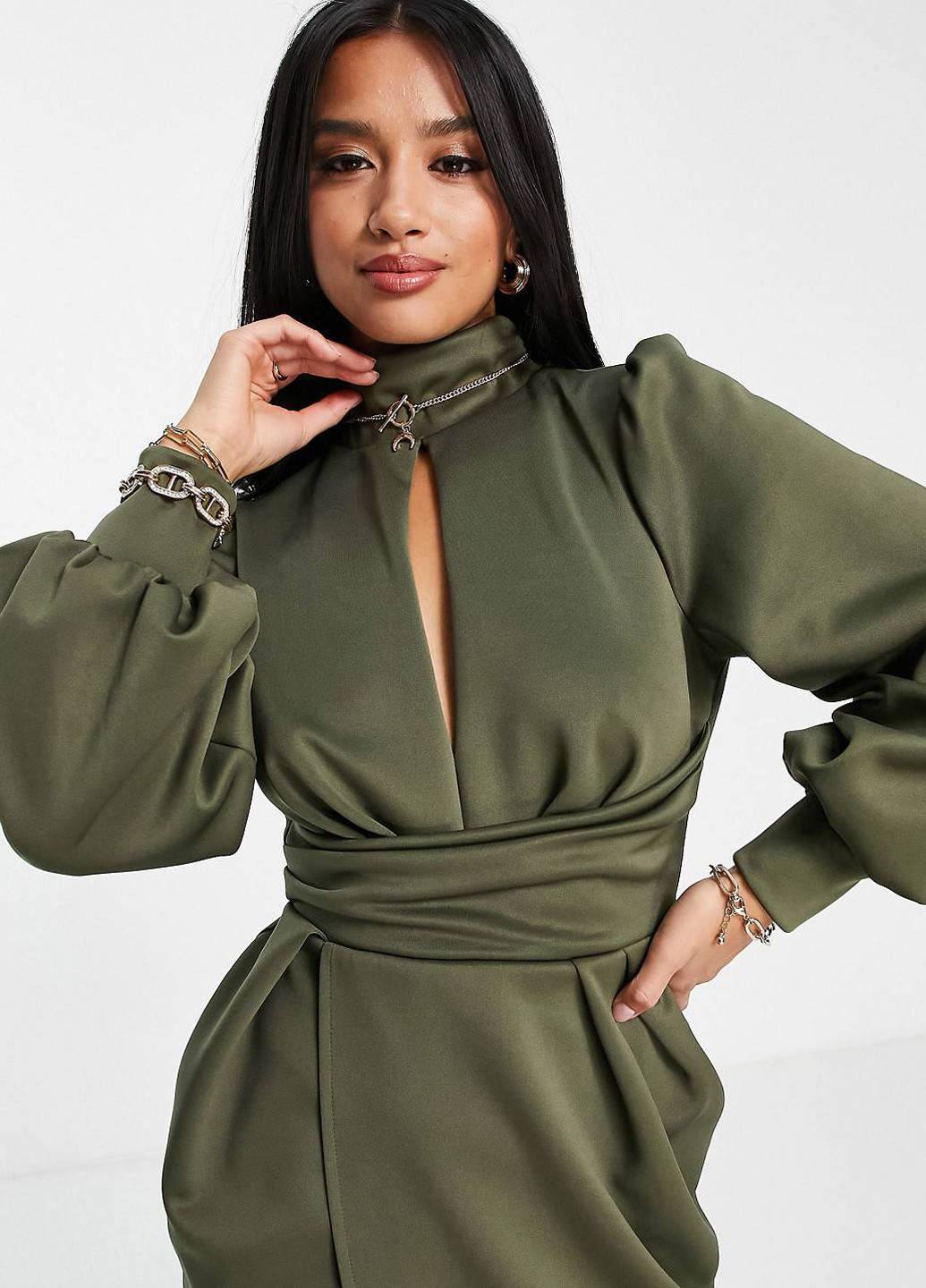 Оливковое кэжуал платье с открытой спиной Asos однотонное