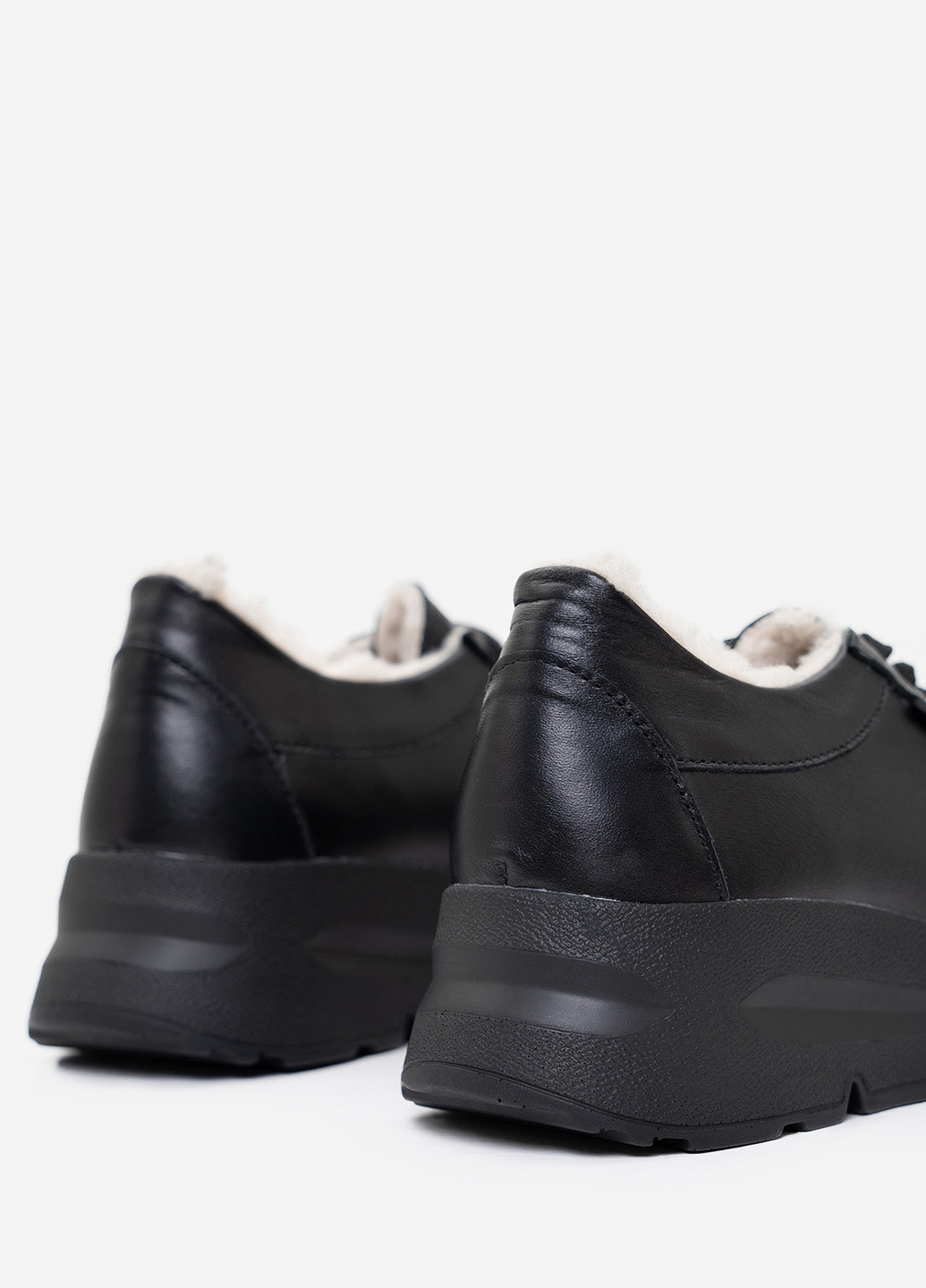 Чорні зимовий зимові кросівки жіночі ISSA PLUS OB2-150