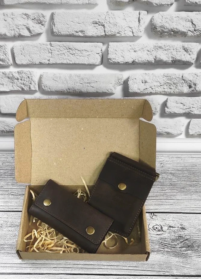 Подарочный набор №8 (зажим + ключница) коричневый DNK Leather (253933689)