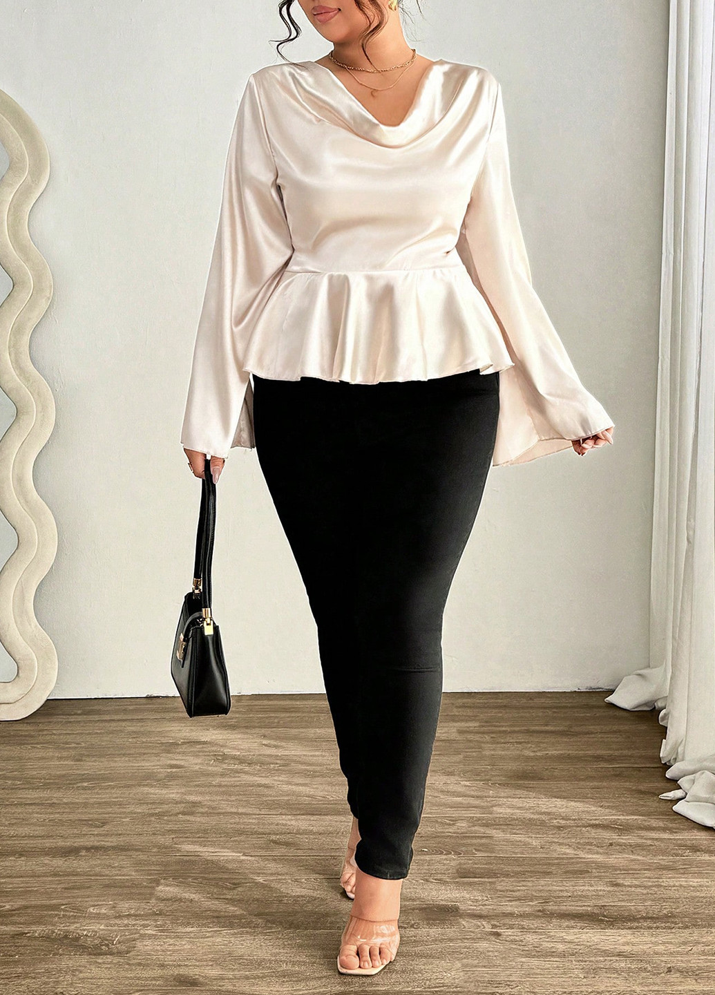 Кремовая блуза с баской SHEIN