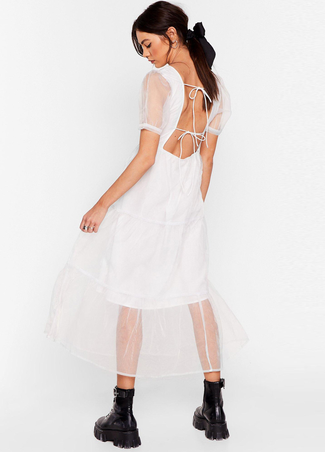 Белое кэжуал платье а-силуэт Neonrose однотонное