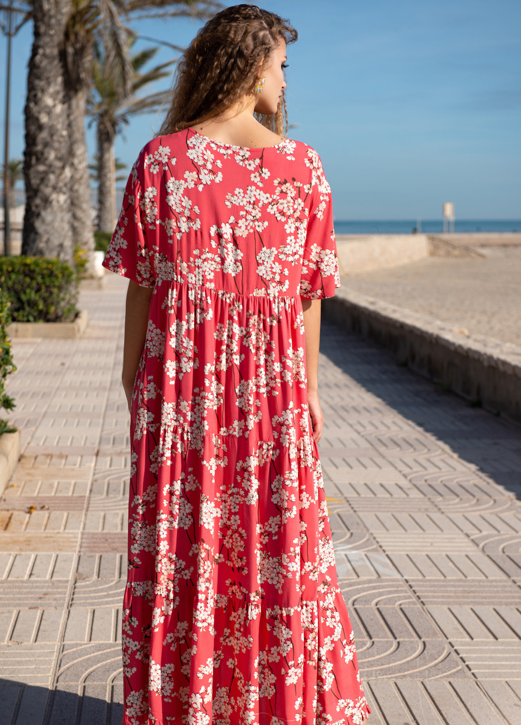 Коралловое пляжное платье клеш Indiano с цветочным принтом