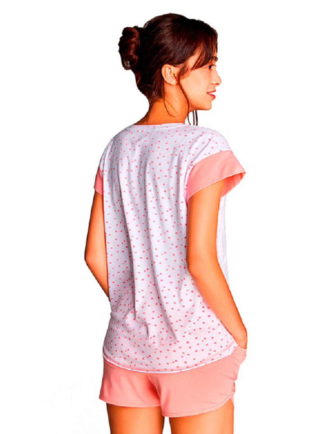 Персиковый демисезонный комплект (футболка, шорты) Ellen