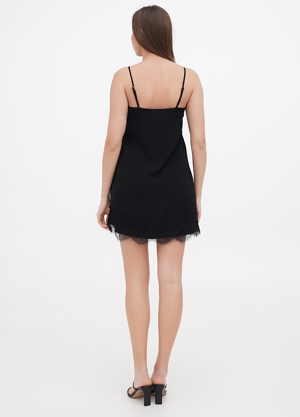 Чорна коктейльна сукня сукня-комбінація Monki однотонна