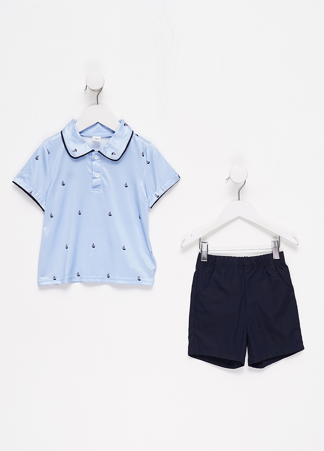 Блакитний літній костюм (шорти, поло) з шортами SHEIN