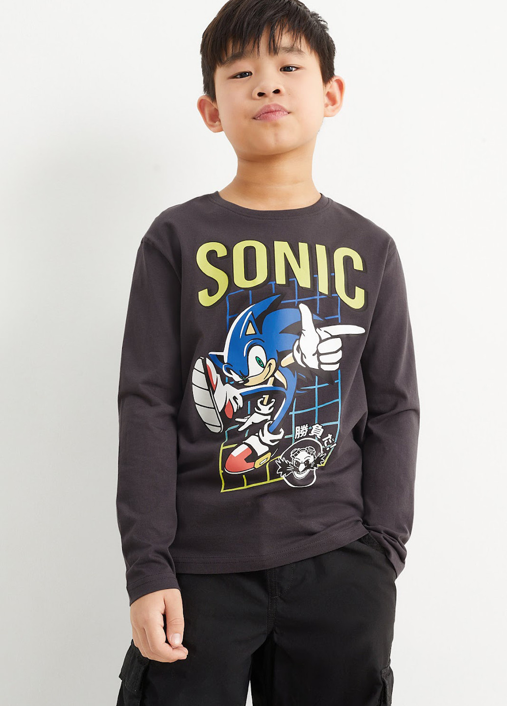 Темно-серый демисезонный кэжуал лонгслив C&A с надписями