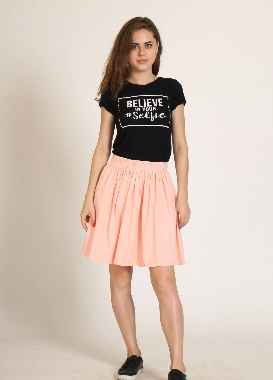 Розовая однотонная юбка Cos