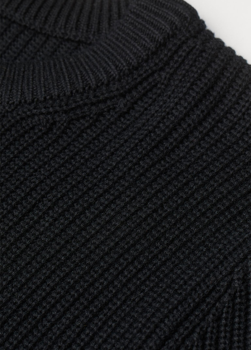Чорний зимовий светр джемпер H&M